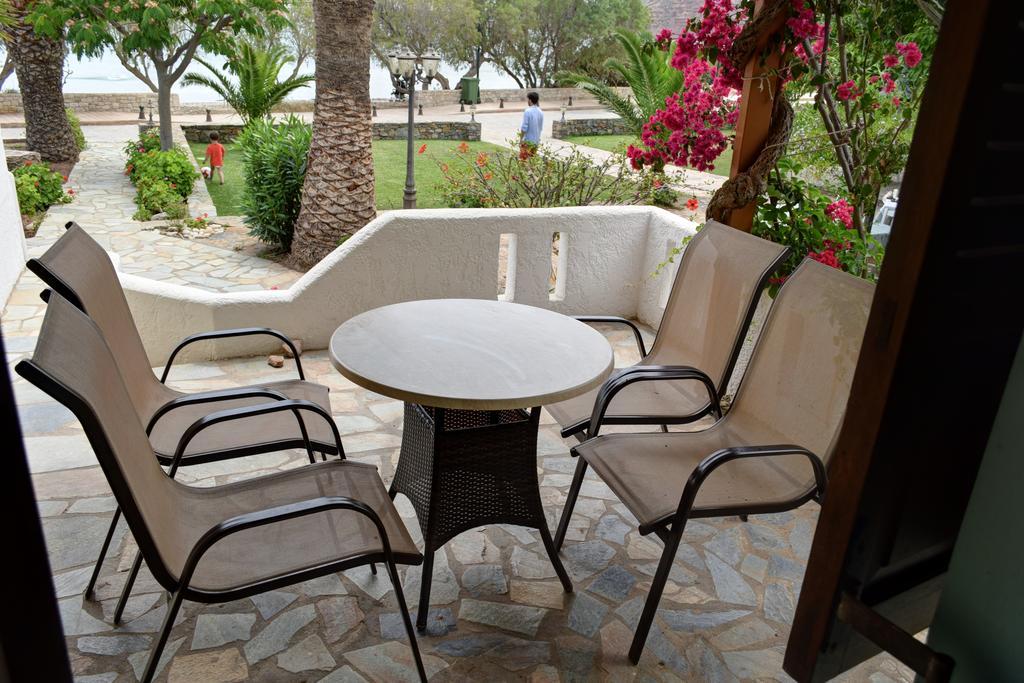 Grandes Apartments Sea Front Palekastro Exterior photo